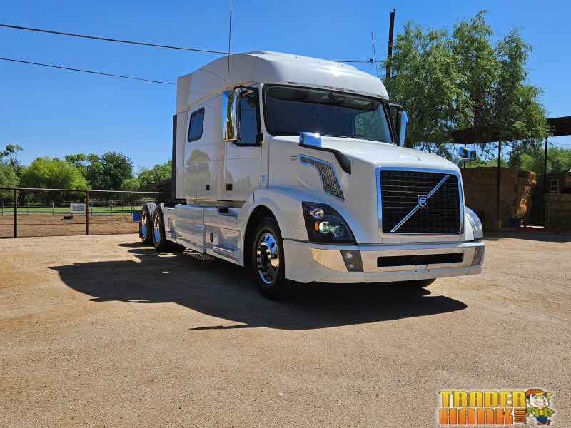 2018 Volvo HDT RV Horse Hauler – No CDL Automatic Transmission (AZ) FOR SALE! | Free shipping