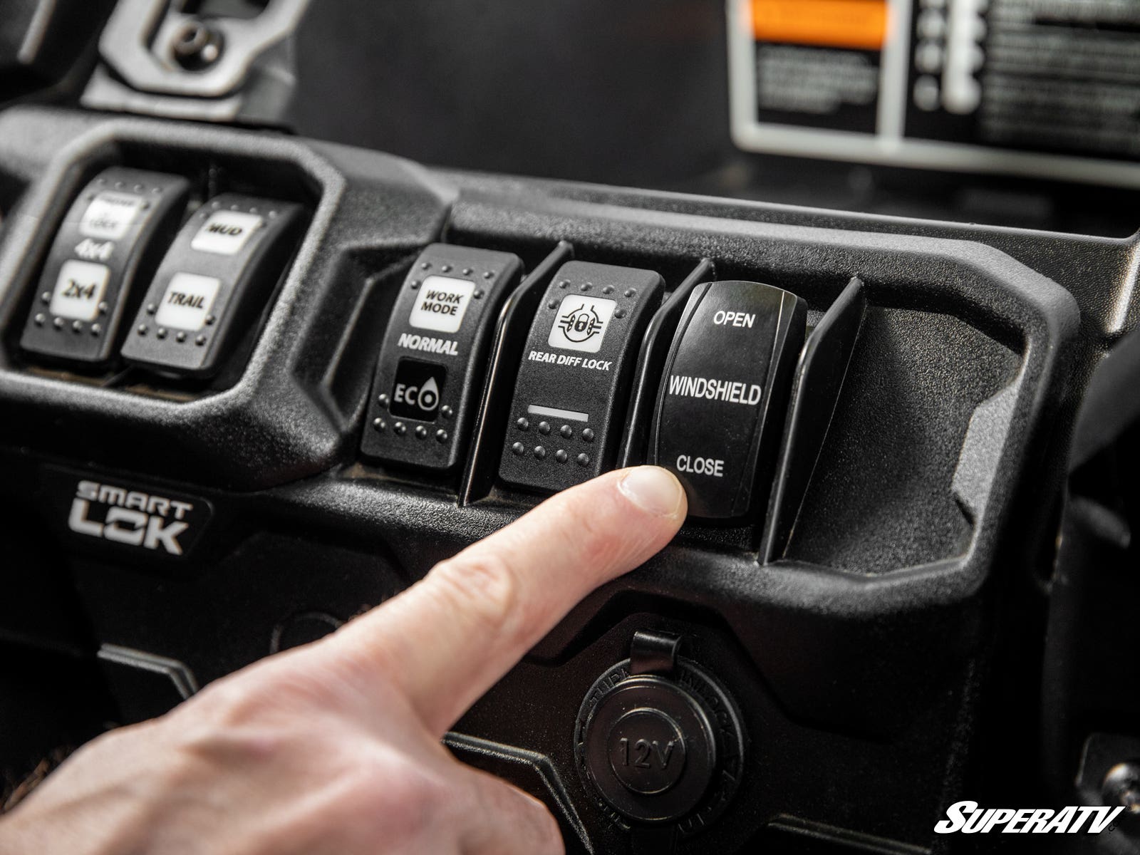 Can-Am Defender HD5 MaxDrive Power Flip Windshield